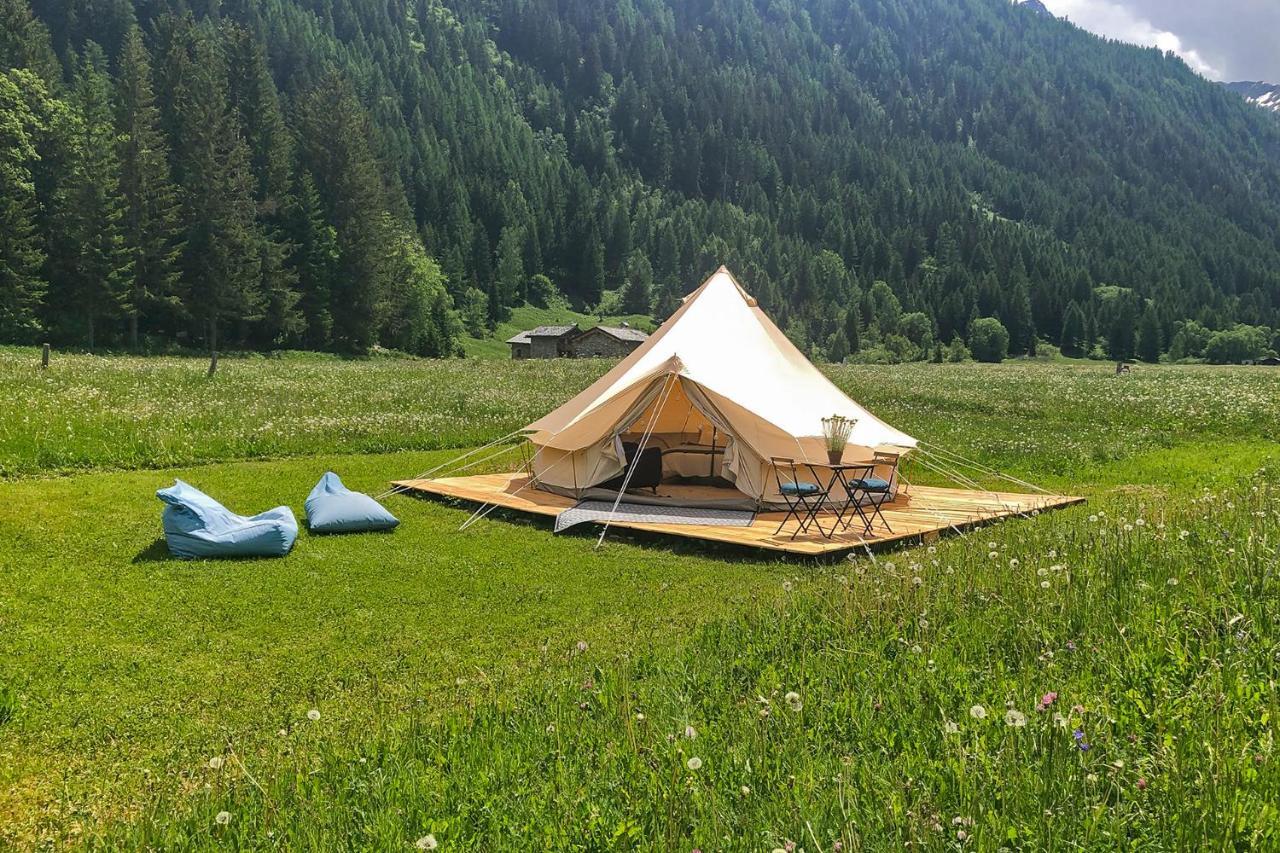 Hobo Camping Courmayeur Exterior foto